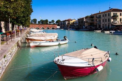 Italienisch lernen für den Urlaub - Boote in Italienurlaub