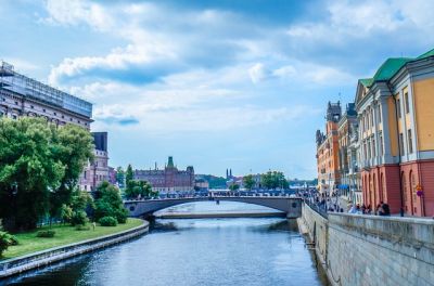 Schwedisch lernen in Schweden - Kanal in Stockholm