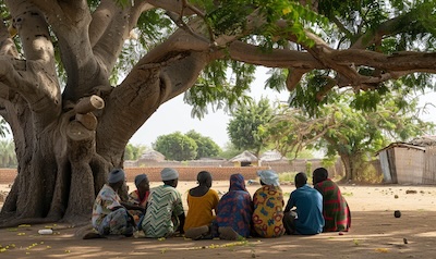 Menschen im Senegal im Gespräch, Wolof als Verkehrssprache im Alltag